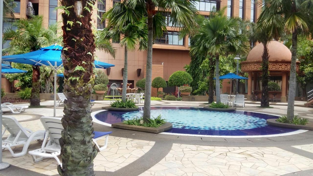 Grand Millennium Suite At Berjaya Times Square Kl Куала Лумпур Екстериор снимка